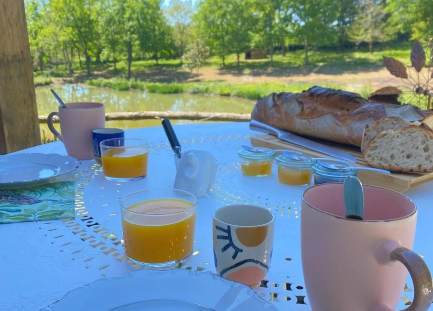 Couette-café Bed and Breakfast La Bastide à Armous-et-Cau